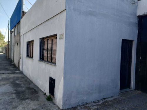 Imagen 3 de 10 de Venta Galpón En Barrio Altamira, Calle Obispo Maldonado