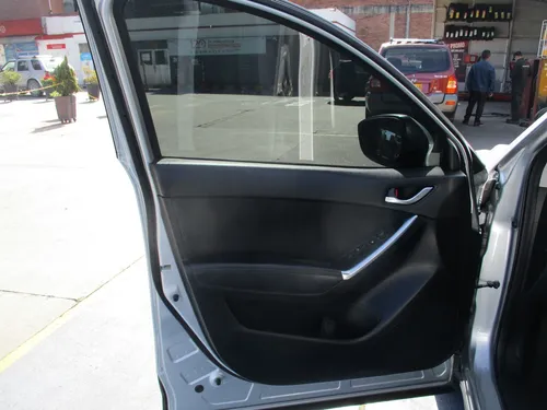 Mazda CX-5 TOURING 4X2 2000CC AT AA