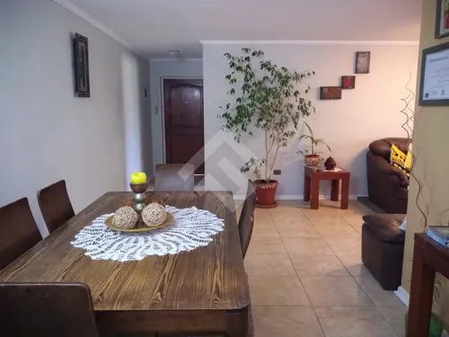 Departamento En Venta De 3 Dorm. En La Reina
