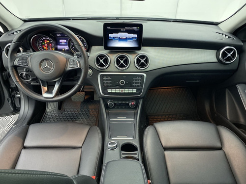 Imagen 19 de 25 de Mercedes Benz Gla 200 1.6 Turbo