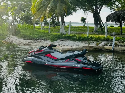 Jet Ski Wave Runner Fix Cruiser Fc 1800 Y Remolque
