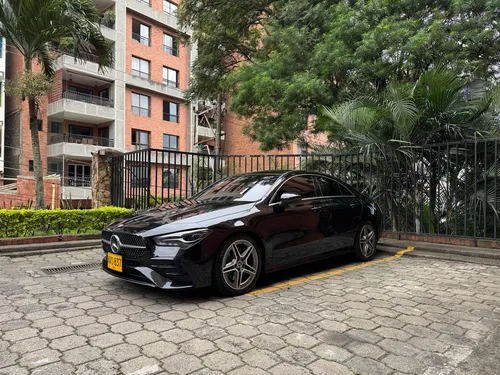 Mercedes Benz Cla 200 Amg Line 2024