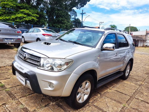 Toyota SW4 3.0 Srv 7l 4x4 Aut. 5p