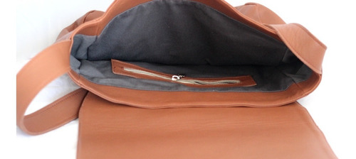Imagen 3 de 4 de Morral De Cuero- Modelo Francisco-