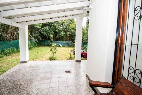 Casa 4 Dormitorios Venta Campo Quijano