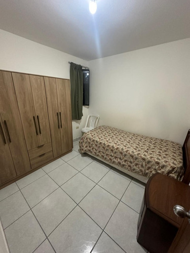 Habitación Para Caballeros Baño Compartido En La Campiña Upn