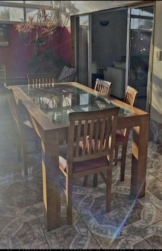 Juego De Mesa,4 Sillas Y Un Sillón  Doble ,algarrobo, Usado