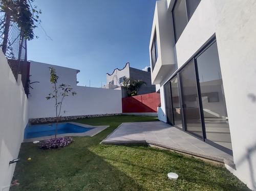 Casa Nueva En Venta En Lomas Tetela, Cuernavaca Morelos.