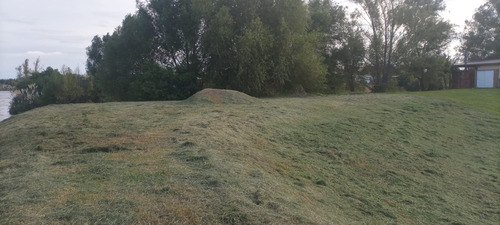 Lote Al Agua En Villa Paranacito (barrio Náutico Sagastume)