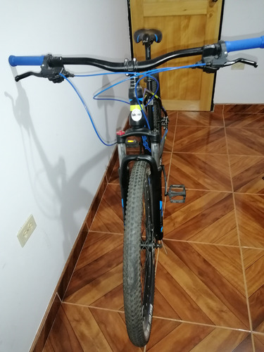 Bicicleta Profit Rin 29 Color Negro/azul Tamaño Del Marco L