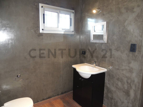 Casa En Venta En Los Talas, Berisso - 3 Dormitorios Y 2 Baños