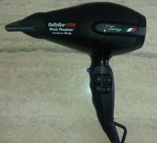 Secador Babyliss Pro Nano Titanium