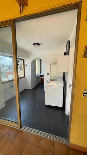 Imagen 4 de 13 de Venta De Apartamento Dos Niveles En San Bernardino