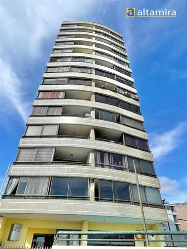 Imagen 2 de 29 de Departamento En Venta En Iquique