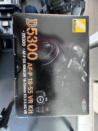 Cámara Réflex Digital Nikon D5300 + Lente 18-55 Mm Y 50mm