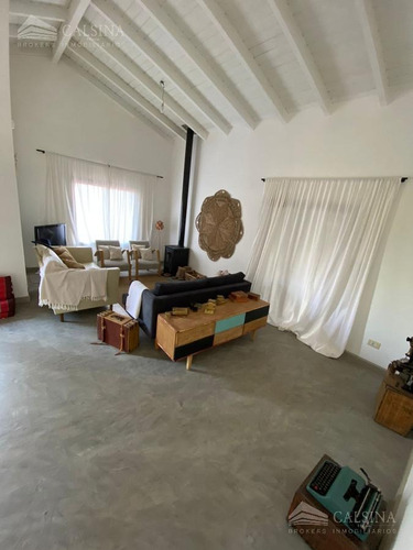 Imagen 3 de 11 de Casa En Venta Rio Ceballos Con Pileta Apto Credito