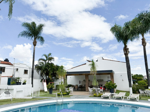 Excelente Residencia Andalucía En Venta En Virreyes