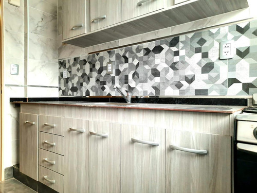Imagen 5 de 5 de Departamento De 2 Ambientes En Venta En Abasto.