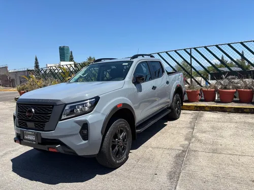 Nissan Frontier 2.5 Pro-4X 4X4 At