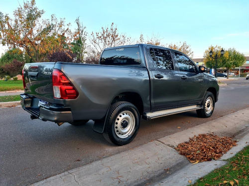 Toyota Hilux 4x2 D/c Dx 2.4 Tdi6 M/t 2016