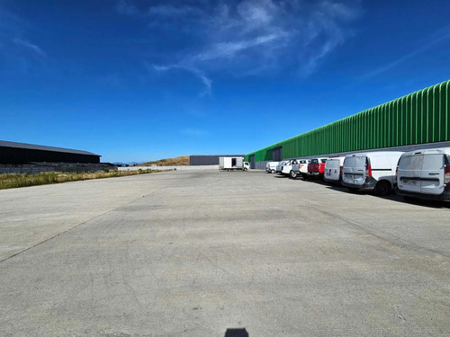 Venta Amplia Bodega (75316)