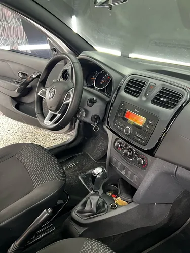 Renault Logan 1.6 Life