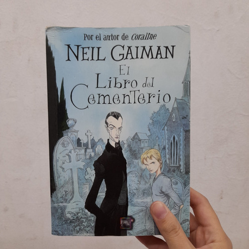 El Libro Del Cementerio (detalle). N. Gaiman. Roca Jr. (Usado)