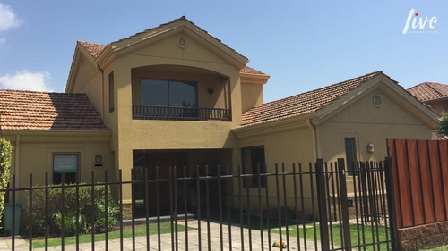 Vendo Casa Provenzal Condominio Chamisero