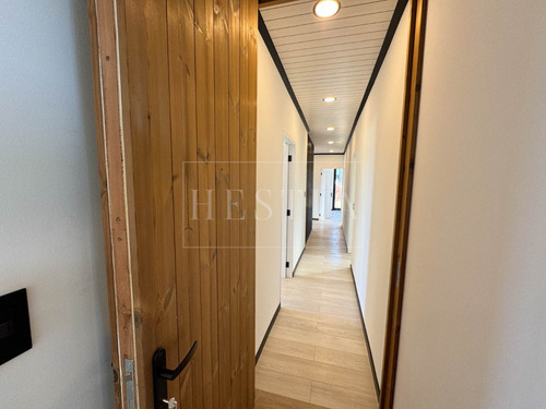 Casa Nueva De Excelentes Terminaciones En Seguro Condominio