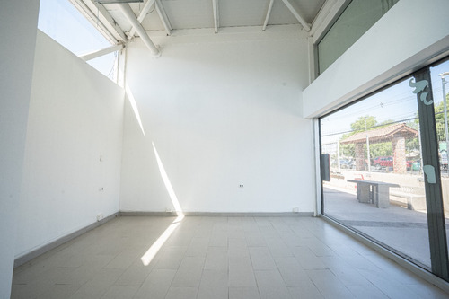Arriendo De Local G2 De 25mts2 En Strip Center Homecenter