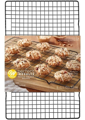 Imagen 1 de 9 de Rejilla Galletitas Para Enfriar 40 X 25 Cm Wilton Titanweb