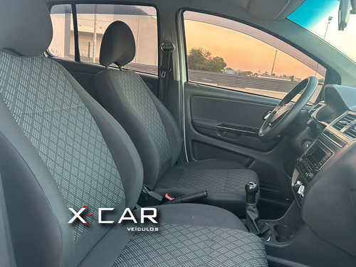 Volkswagen Fox 1.0 MPI COMFORTLINE 12V FLEX 4P MANUAL