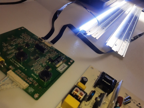 Fuente De Leds Rca Detc470m / 6917l-0078a (Usado)