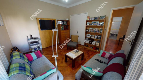Imagen 29 de 30 de Excelente Chalet, Con Gran Jardin, Y Pileta, De Libertador Al Rio.