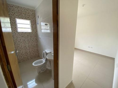 Imagem 5 de 14 de Casa Na Praia Com 2 Quartos, Padrão Geminada. Itanhaém