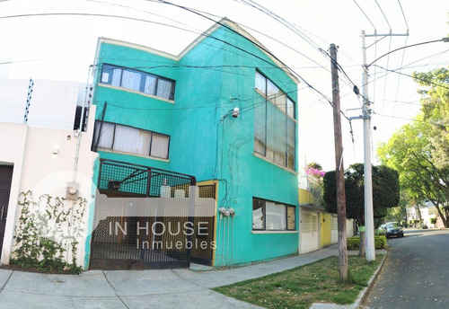 Edificio De Tres Amplios Departamentos En Venta Col. Educación Coyoacán