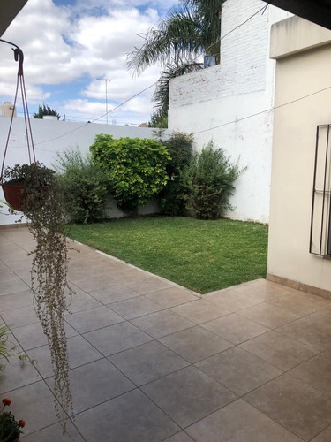 Imagen 11 de 13 de Casa En Venta En Quilmes