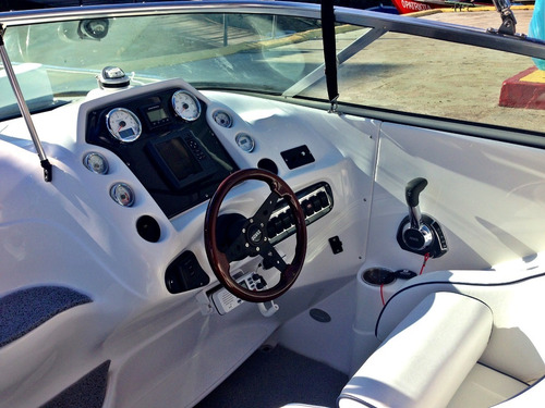 Lancha Triton 250 Cab || Zero ||