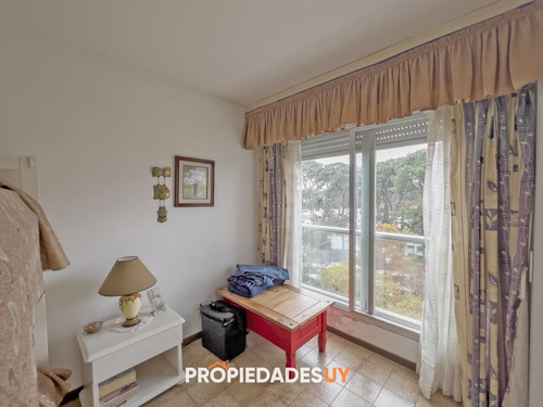 Imagen 15 de 23 de Muy Lindo Apartamento En Piso Intermedio.