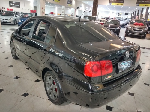 Volkswagen Polo Sedan 1.6 Comfortline Total Flex 4p 2008