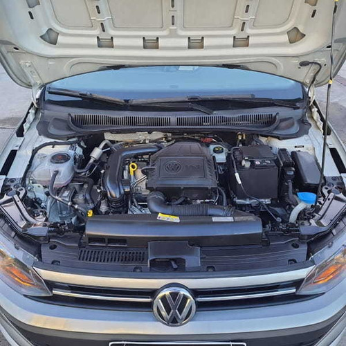 Imagem 10 de 15 de Volkswagen Virtus 1.0 200 Tsi Comfortline Automático 2021