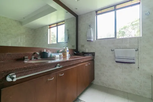 Casa En Arriendo/venta En Guaymaral. Cod V1088042