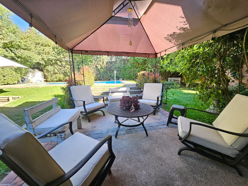 Broker Lomas 4d-5b-piscina- Patio- Sala Estar-