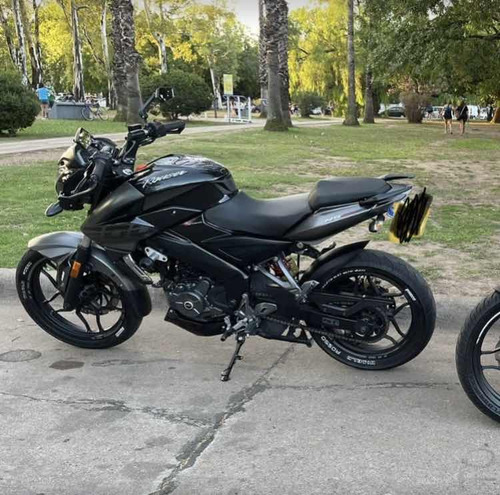 Bajaj Rouser Ns 200 Fi