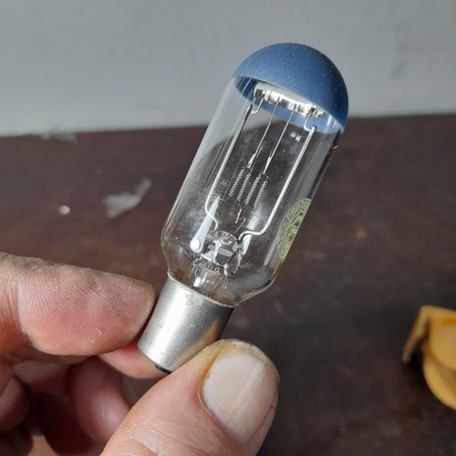 Imagem 3 de 8 de Lampada T8 Para Projetor Fuji Fujiscope M1 Na Caixa
