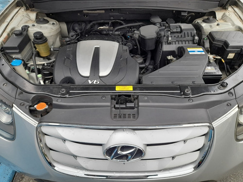 Imagem 15 de 15 de Hyundai Santa Fé 3.5 Gls 5 Lugares 4wd 2011 Conservada