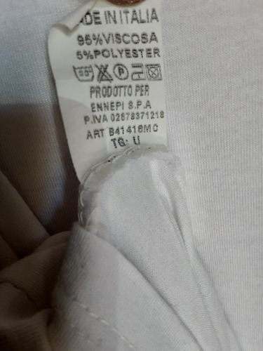 Blusa Italiana Color Blanco Con Mangas Tipo Capa, Talla U