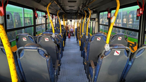 Imagem 9 de 11 de Ônibus Urbano 2013 Mercedes Of 1721