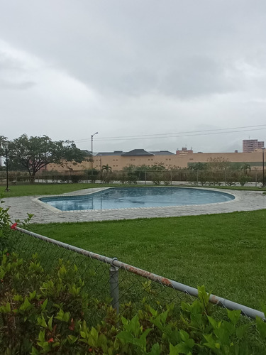 Imagen 22 de 29 de Apartamento En Guatire, La Mejor Zona, Remodelado, Concepto Abierto, Vista Panoramica, Cerca De Terminal De Pasajeros Y Centros Comerciales