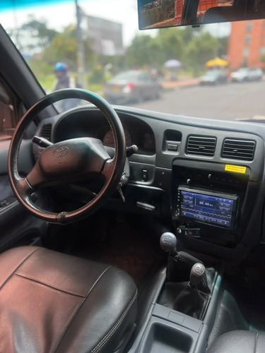 Toyota Hilux 2.4 Ex Hi Rider Plus